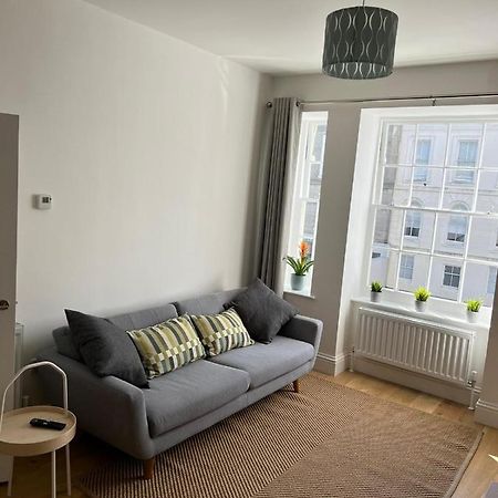 Lovely 1 Bed Flat *Free Parking* Hoe/Barbican Plymouth Esterno foto